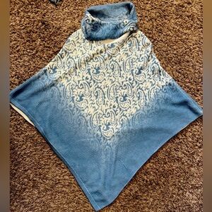 Chico’s Blue and White One Size Poncho